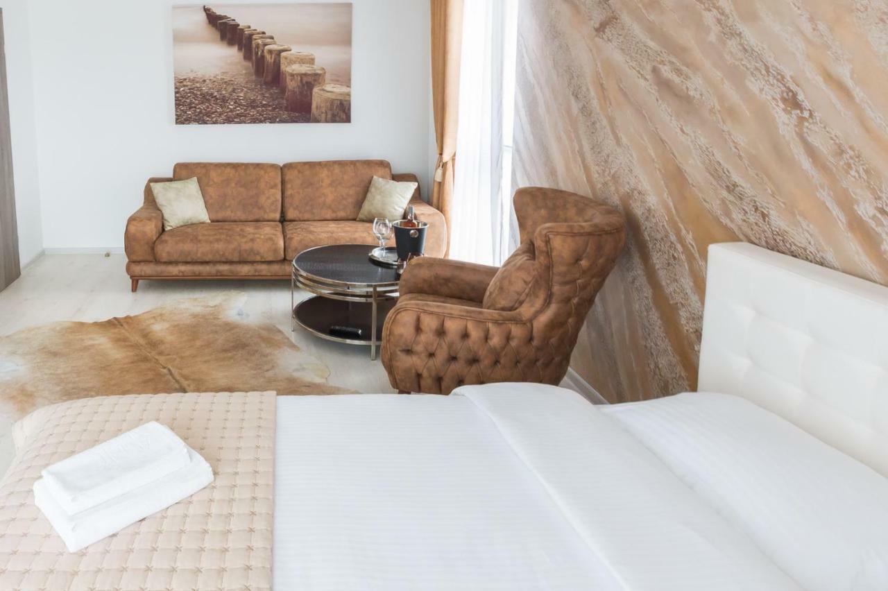 Apartment Alonisos Lux Braşov Extérieur photo
