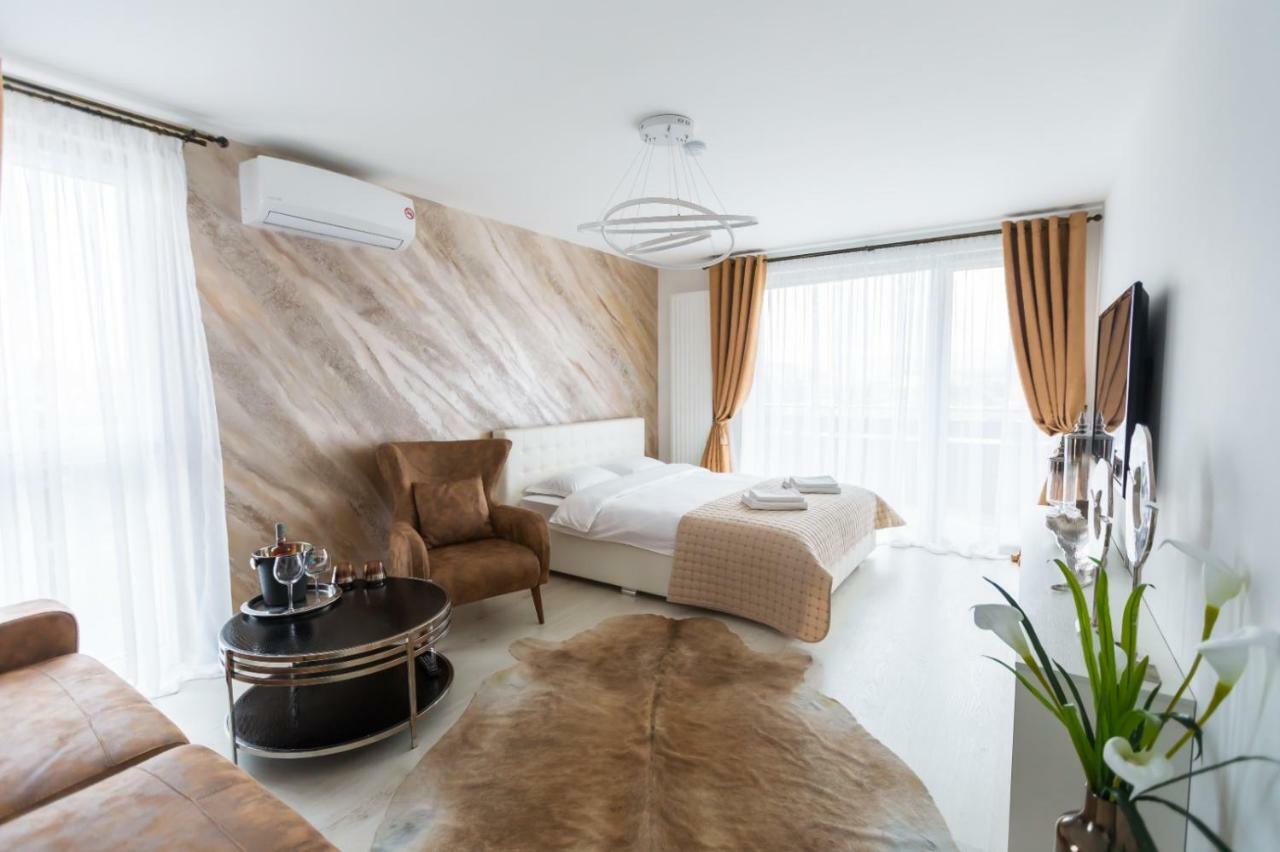 Apartment Alonisos Lux Braşov Extérieur photo