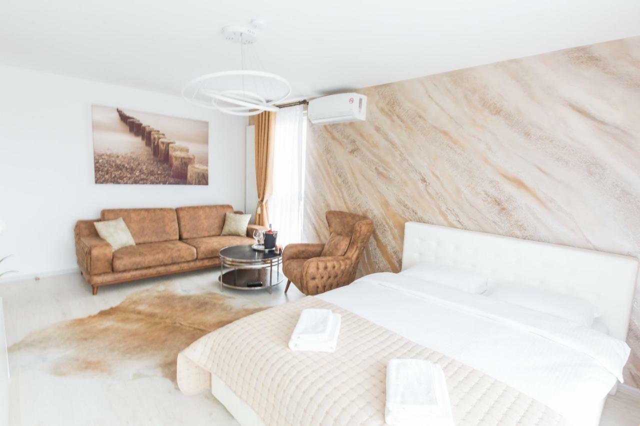 Apartment Alonisos Lux Braşov Extérieur photo
