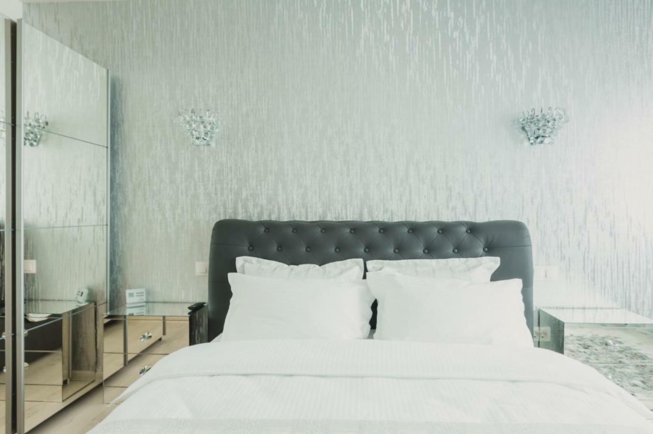 Apartment Alonisos Lux Braşov Extérieur photo