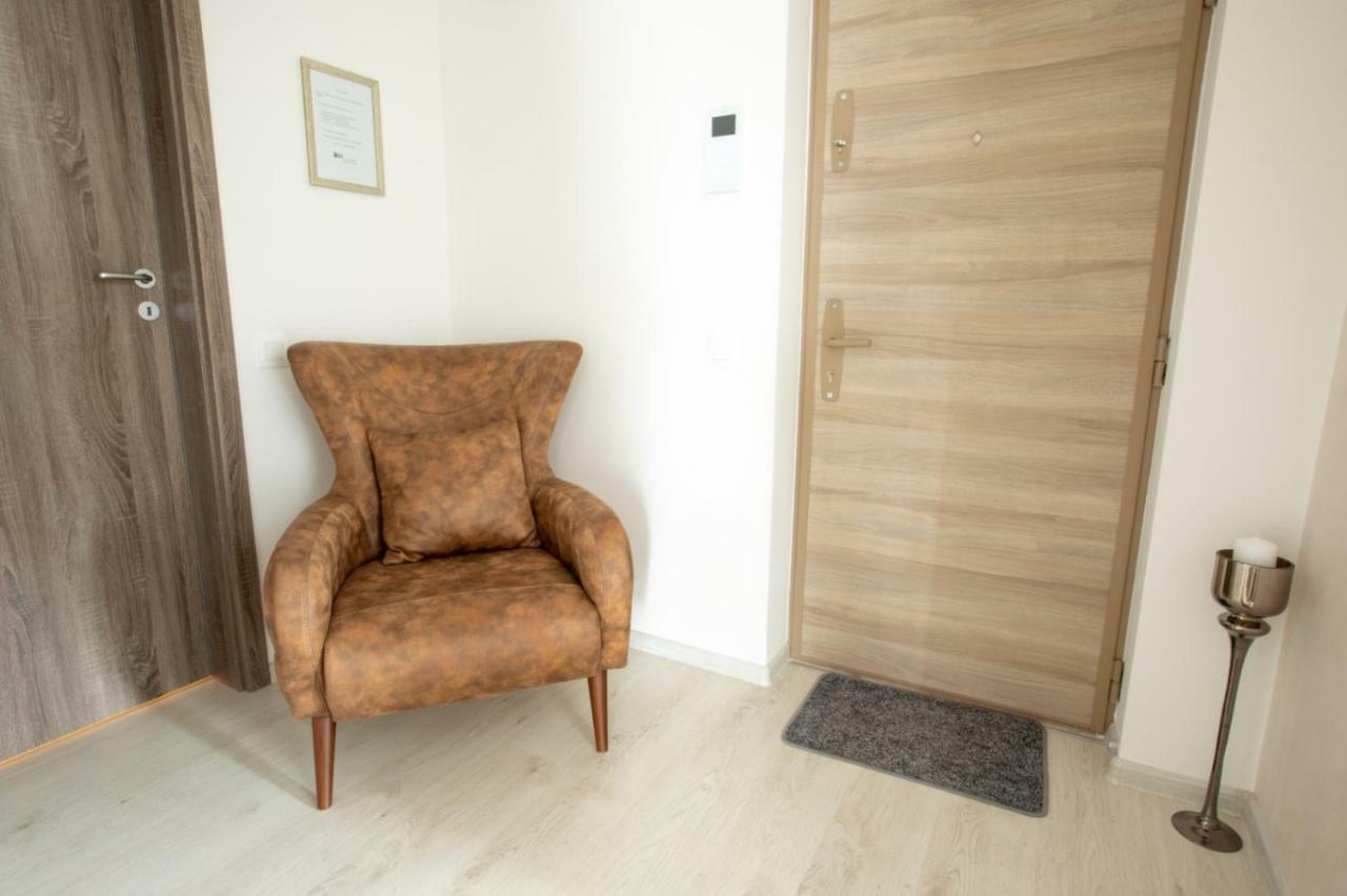 Apartment Alonisos Lux Braşov Extérieur photo